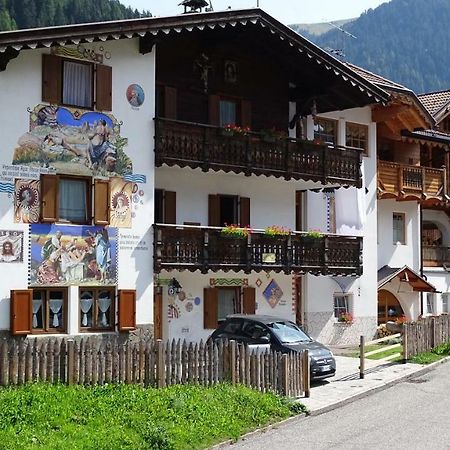 La Capinera Canazei Buitenkant foto